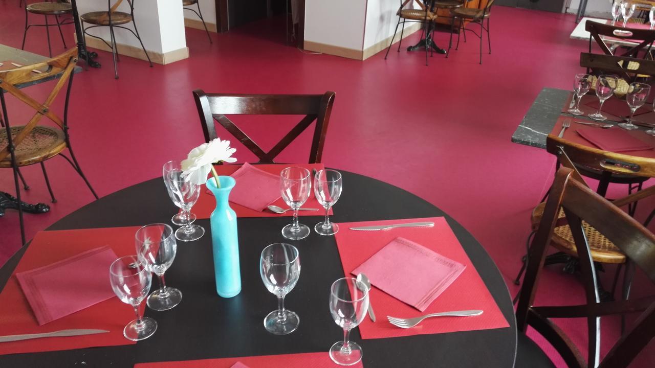 Pradelles Le Ponant酒店 外观 照片